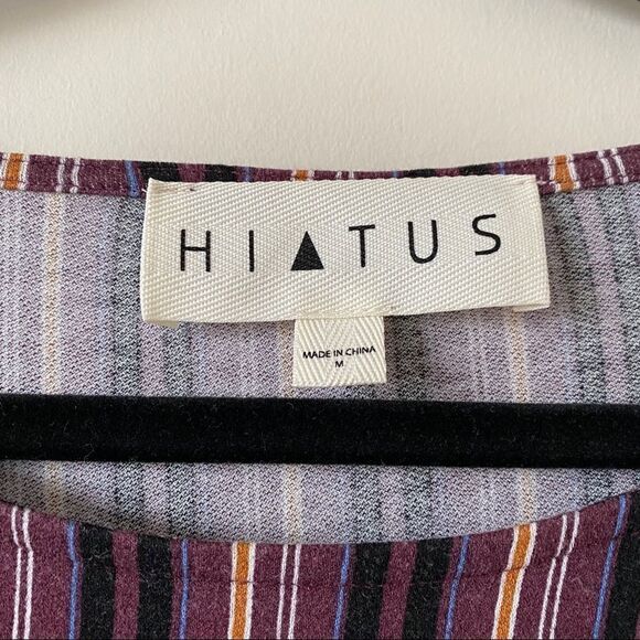 HIATUS-KNOT Front Stripe Long Sleeve Top - Picture 7 of 8